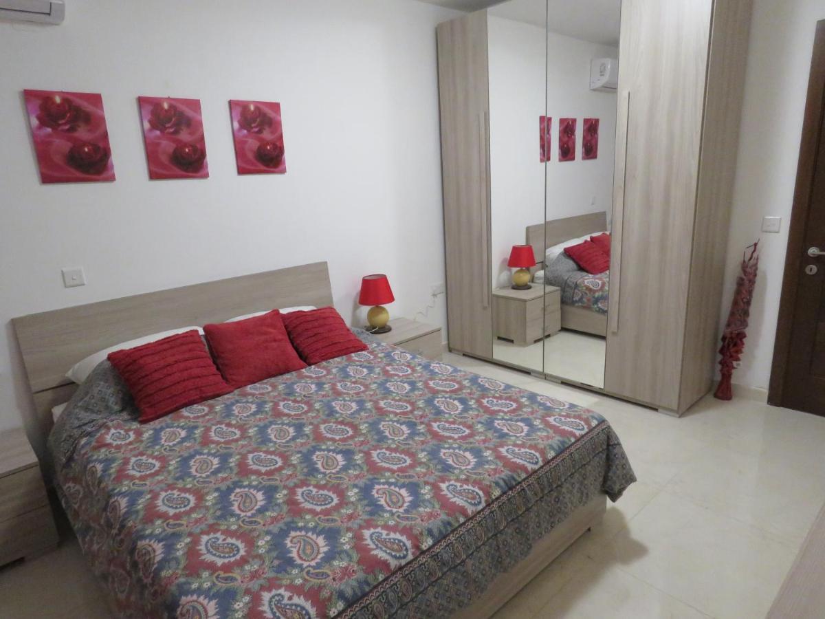 Aquamarine Sea Front Apartments - Second Floor Marsaskala Exterior foto