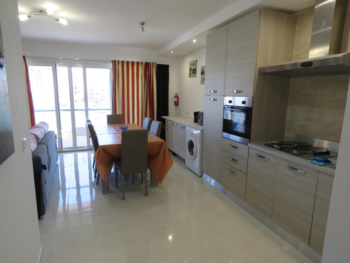 Aquamarine Sea Front Apartments - Second Floor Marsaskala Exterior foto